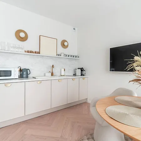 Lägenhet Apartly -smart I Parking *